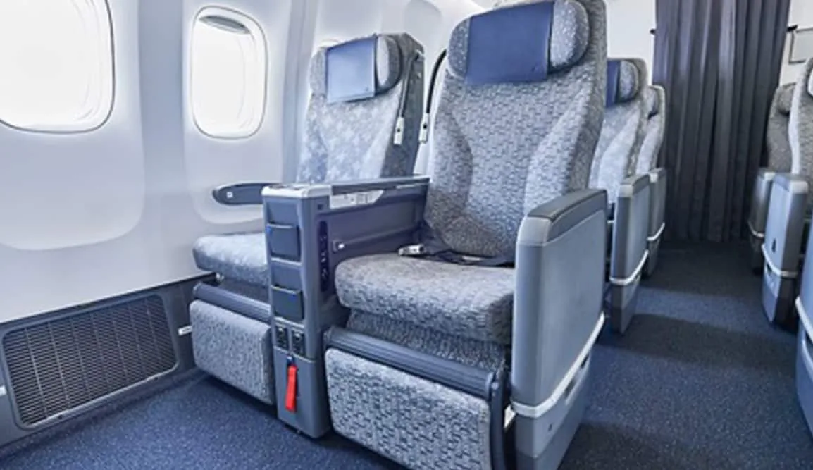 ANA777-300ER新212席仕様のプレエコ
