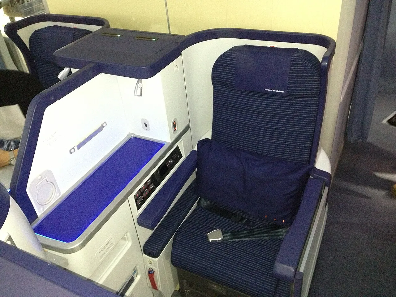 ANA 787のビジネスクラス・スタッガードシート