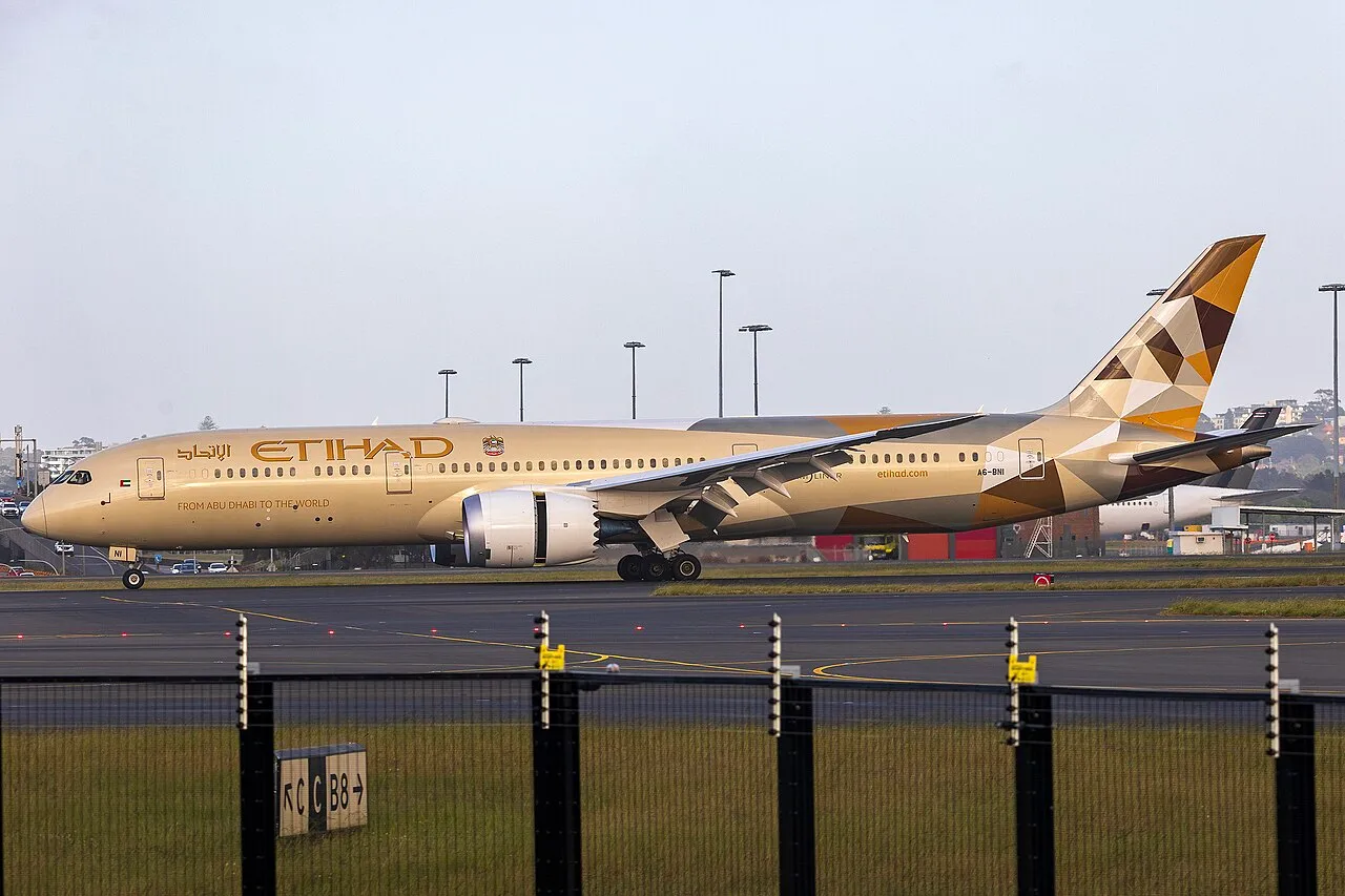 シドニーへ着陸するエティハド787-9
