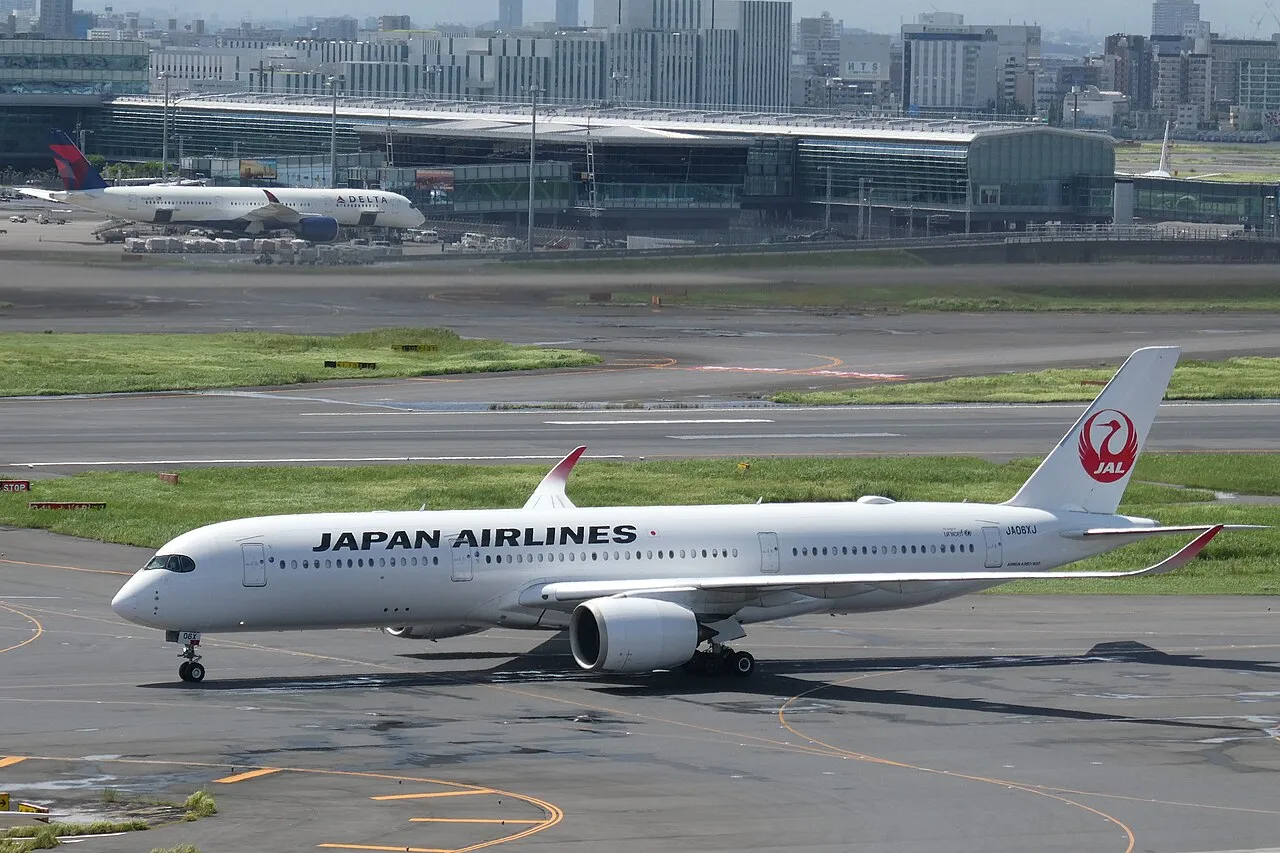 JAL A350-900の機体