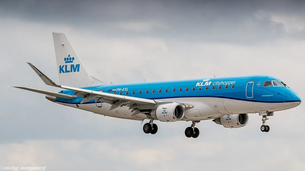 KLM Cityhopper E175の機体