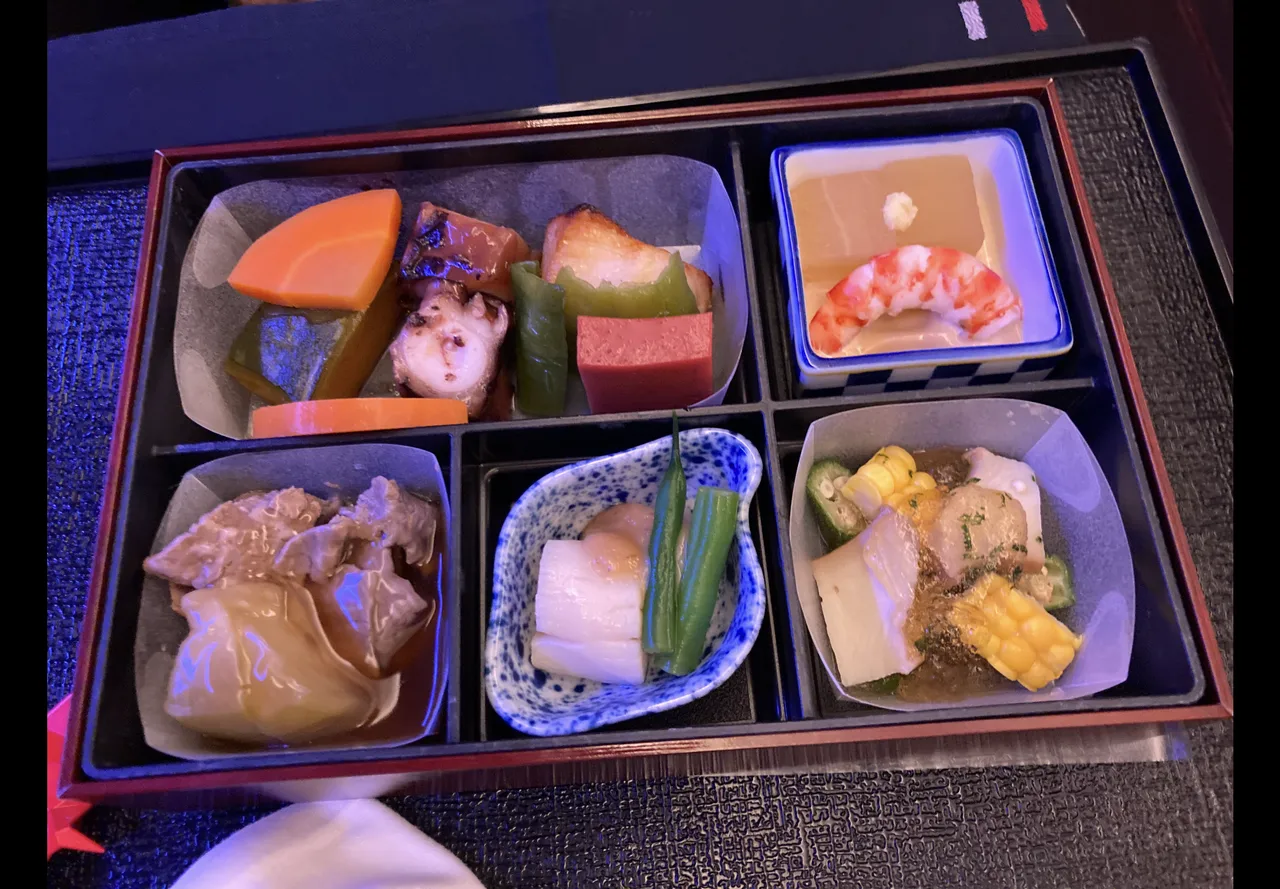 JAL長距離ビジネスクラスの機内食