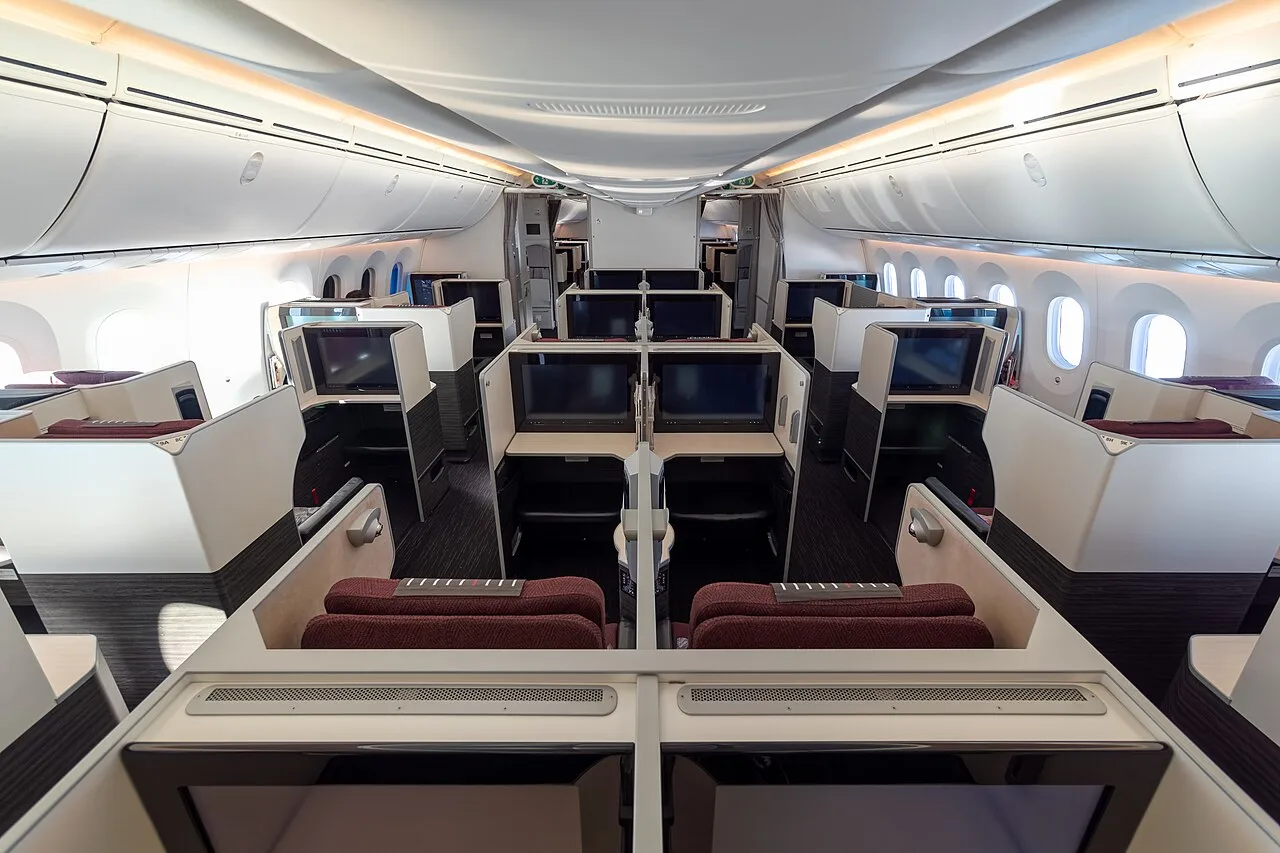 JAL 787-8のビジネスクラス「SKY SUITE」