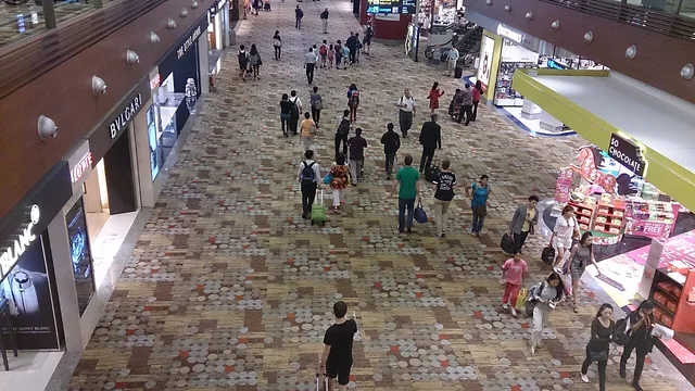 Changi airport T1 transit area