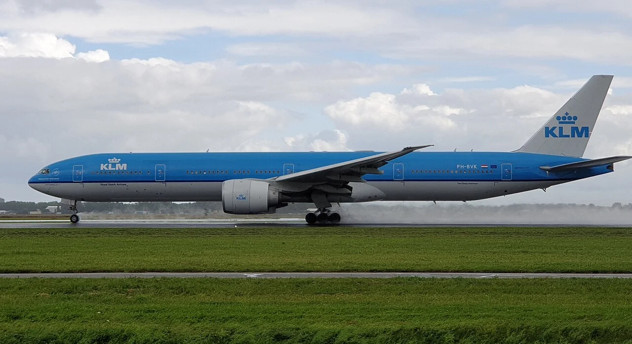 KLM Boeing 777-300ER PH-BVK at Schiphol 27-08-2021