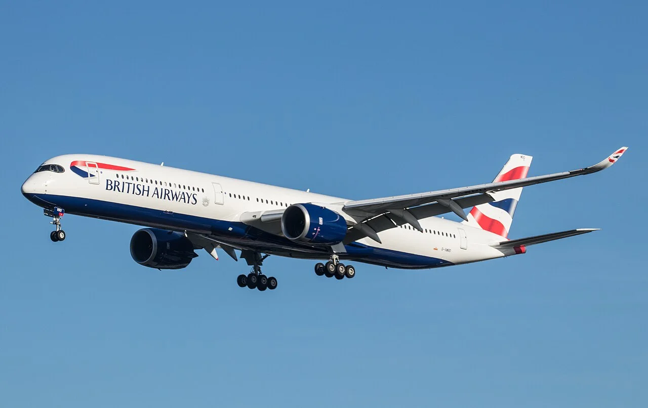 British Airways A350-1000 G-XWBD on approach