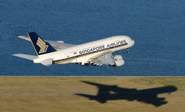 Singapore Airlines Airbus A380; aircraft reference photograph