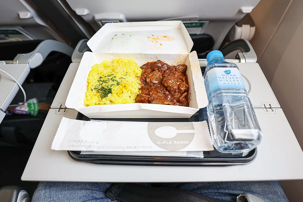 ZIPAIRの機内食