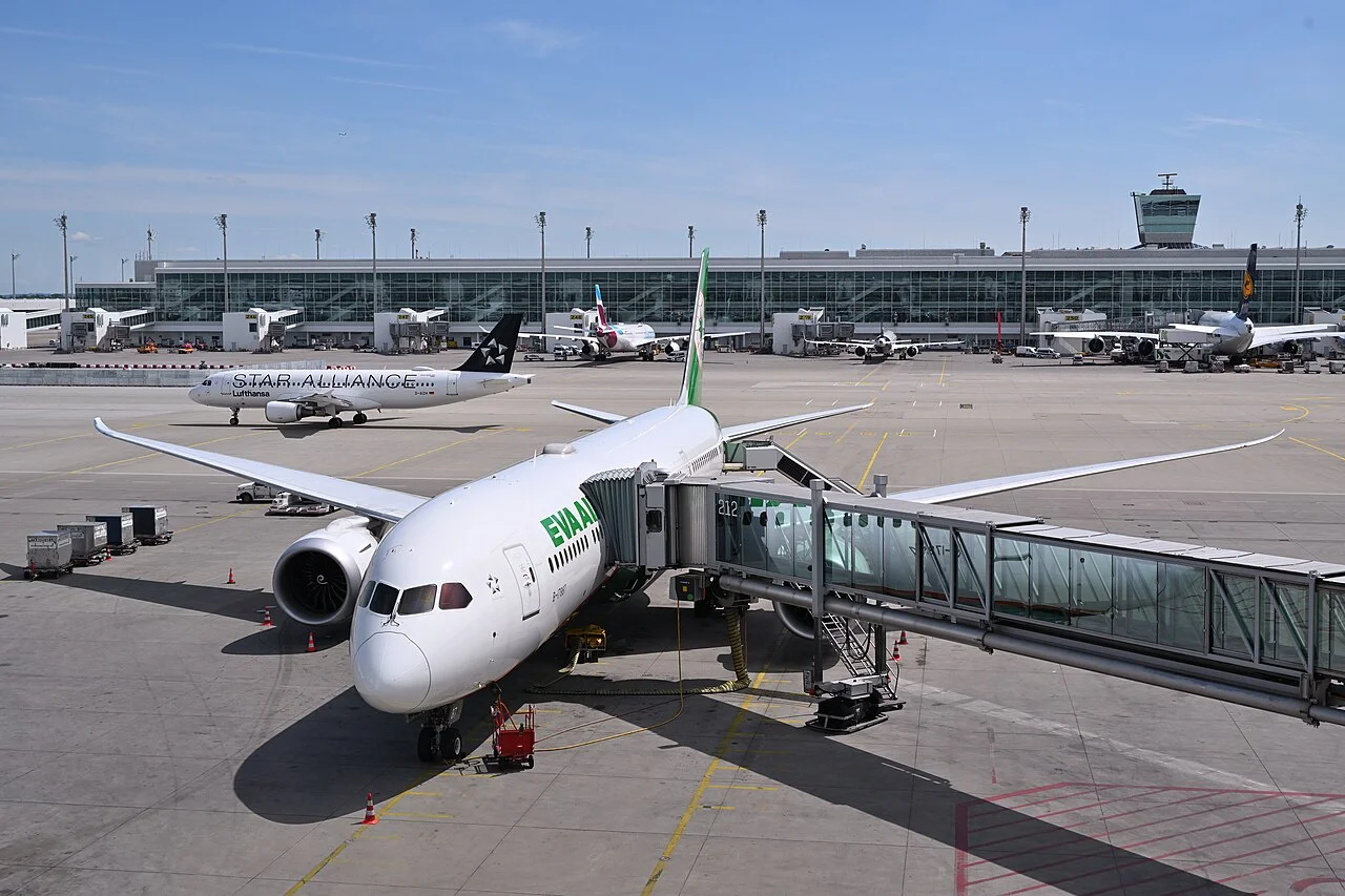 EVA Air Boeing 787-9; related aircraft photograph