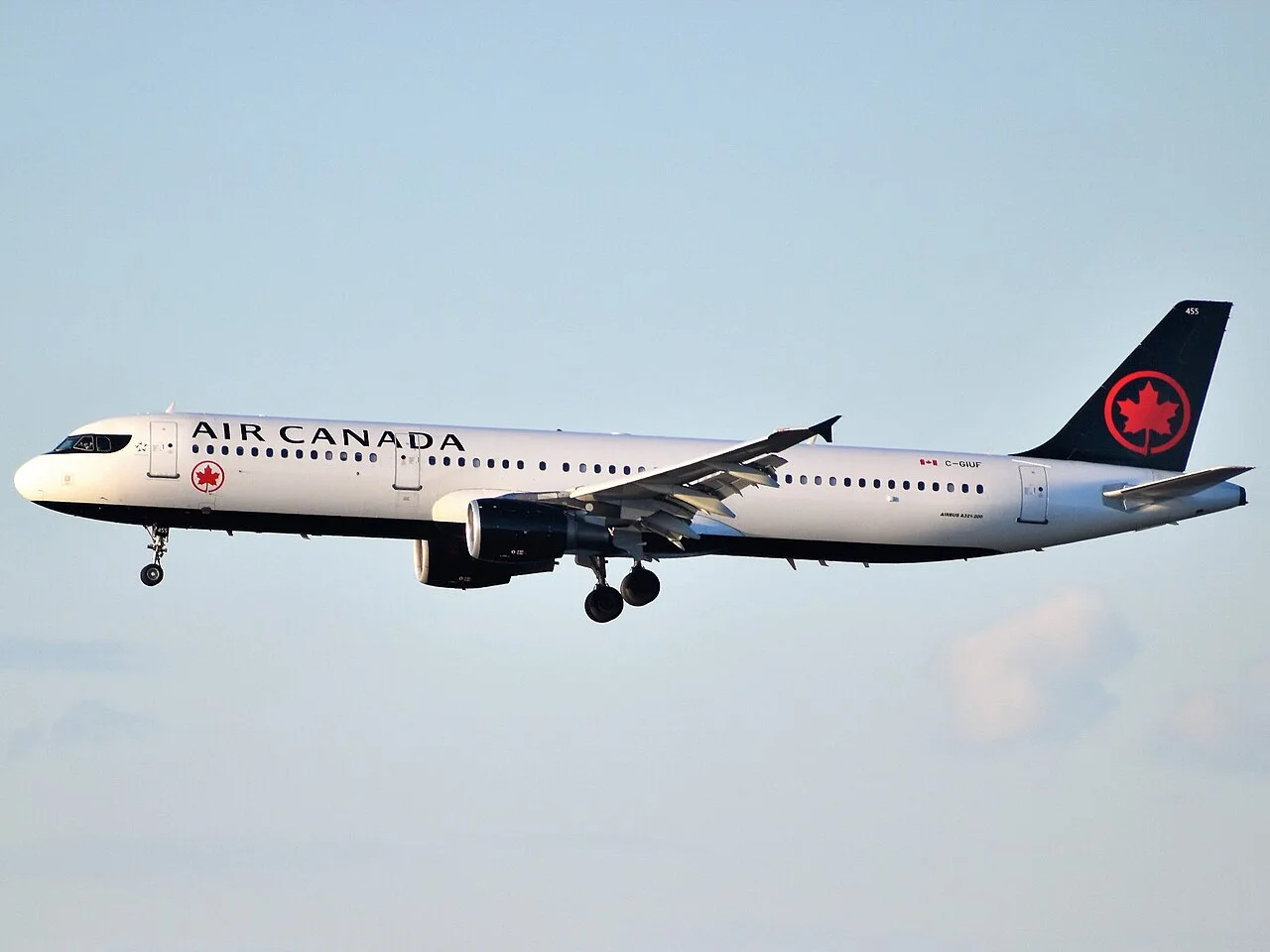 Air Canada Airbus A321-200; related aircraft photograph