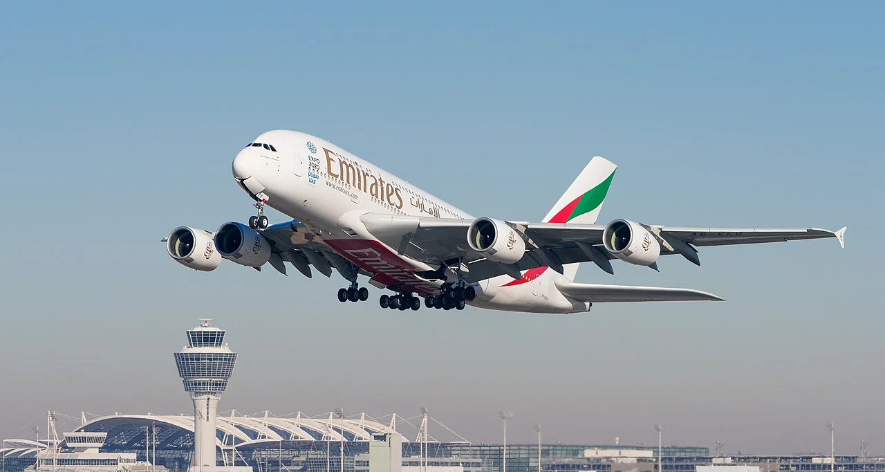 エミレーツ航空のAirbus A380-800（関連する機体の写真）