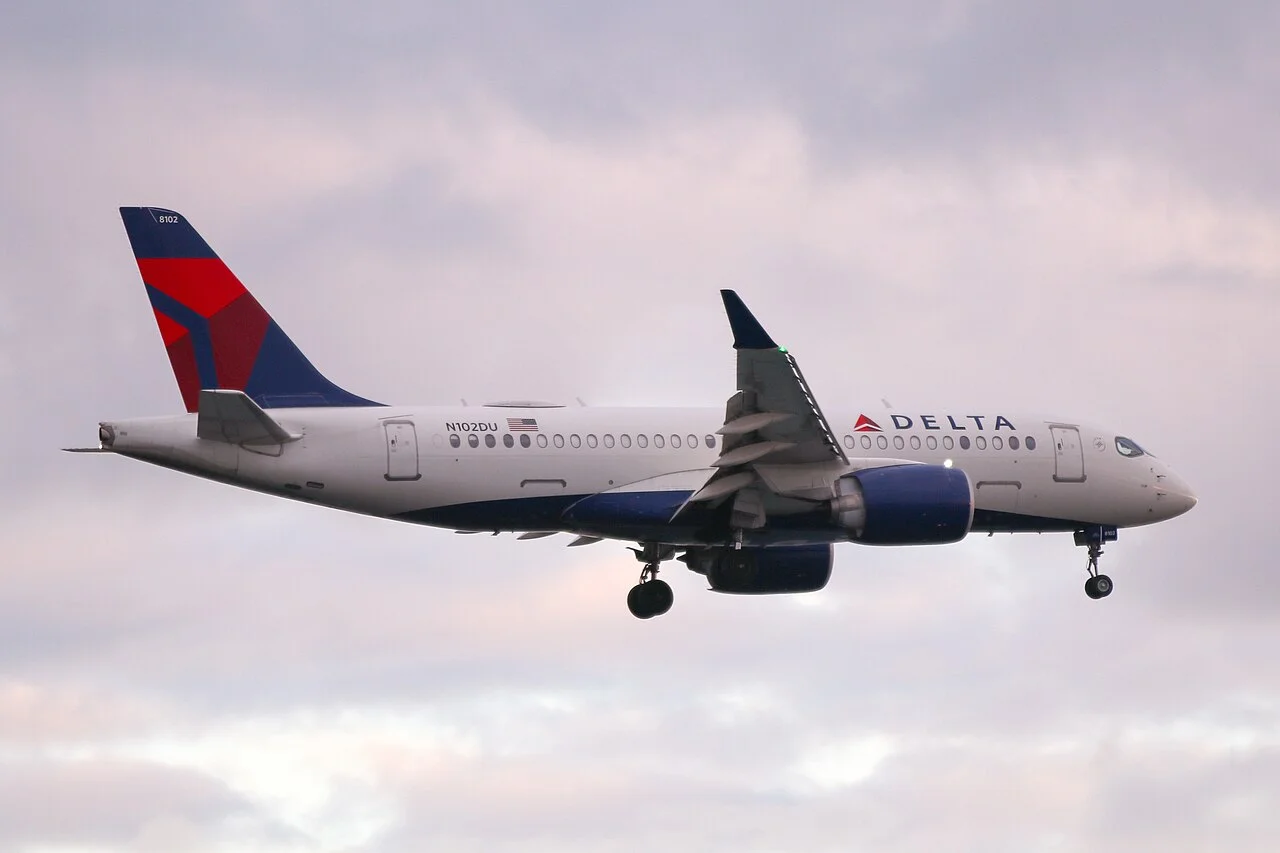 Delta Air Lines Airbus A220-100; related aircraft photograph