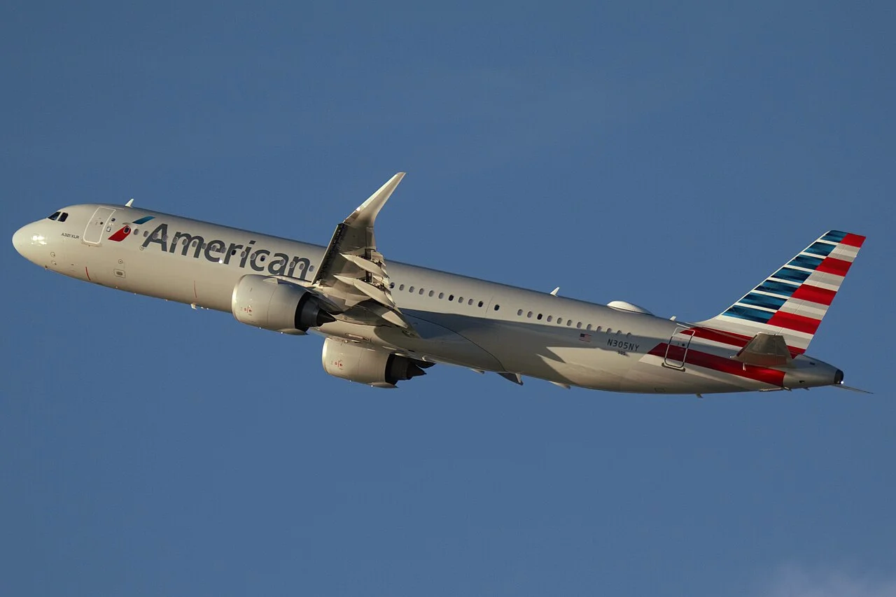 American Airlines Airbus A321XLR; related aircraft photograph