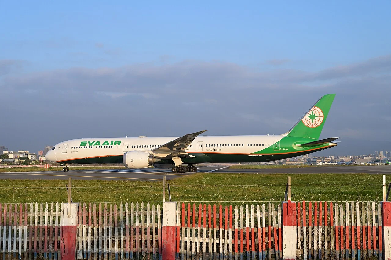 EVA Air Boeing 787-10; related aircraft photograph