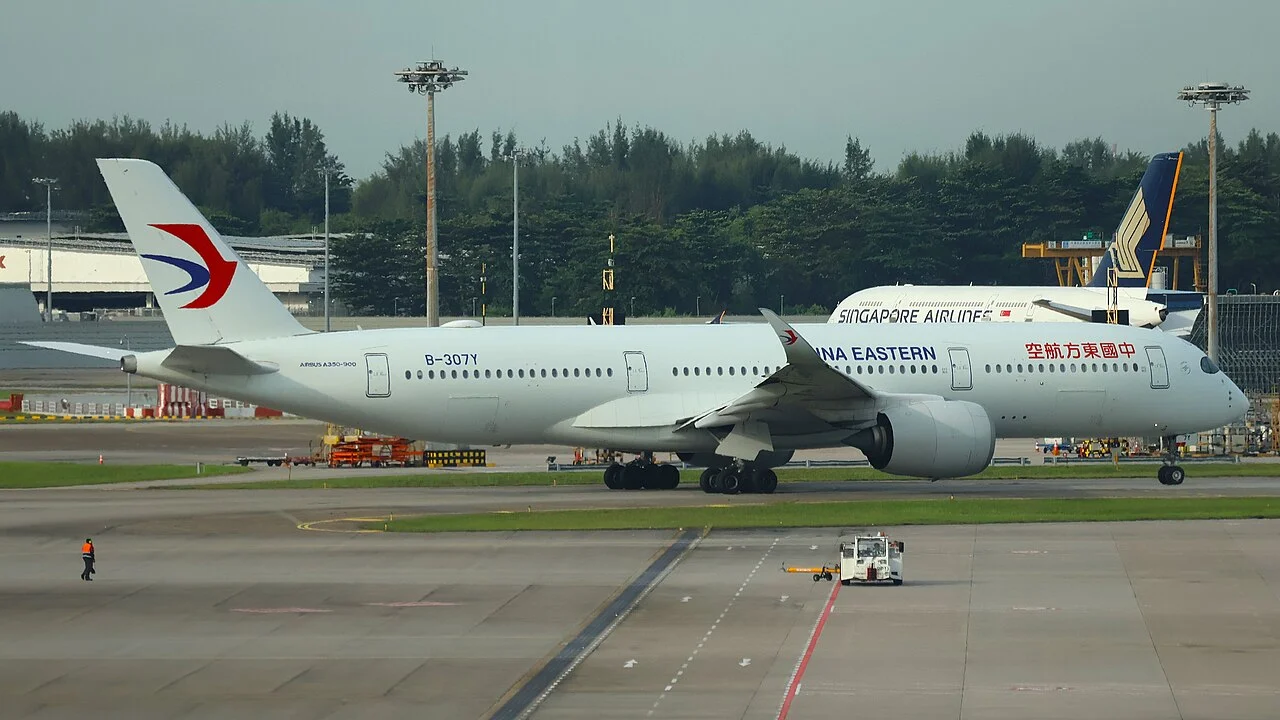 中国東方航空のAirbus A350-900（関連する機体の写真）
