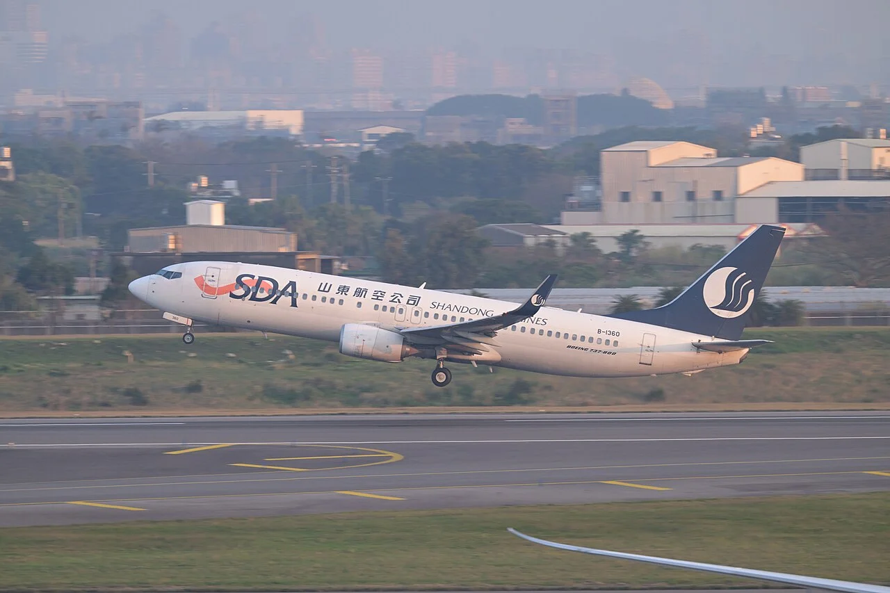 山東航空のBoeing 737-800（関連する機体の写真）