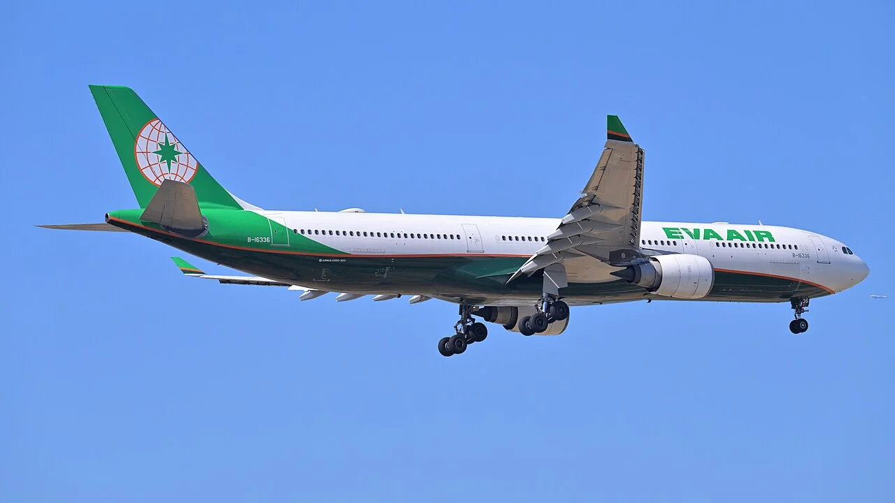 エバー航空のAirbus A330-300（関連する機体の写真）