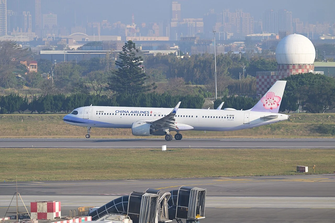 China Airlines Airbus A321neo; related aircraft photograph