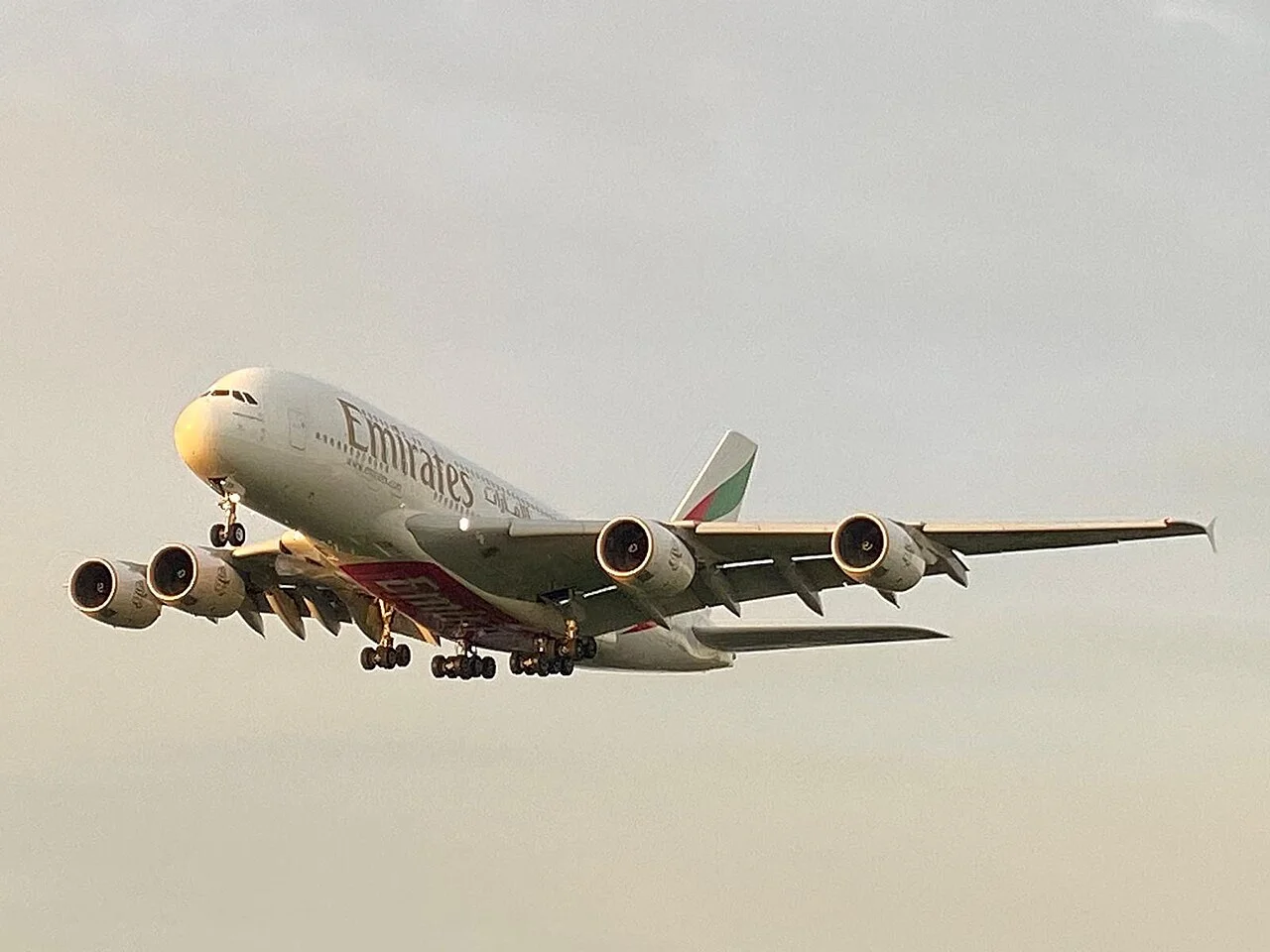 エミレーツ航空のAirbus A380（関連する機体の写真）