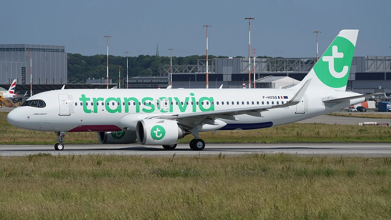Transavia France Airbus A320neo; related aircraft photograph