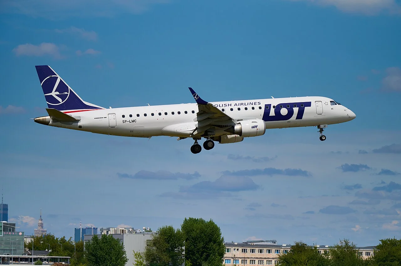 LOT Polish Airlines Embraer E190; related aircraft photograph