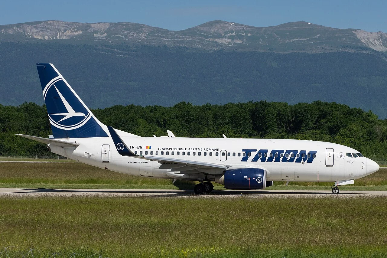 TAROM Boeing 737-700; related aircraft photograph