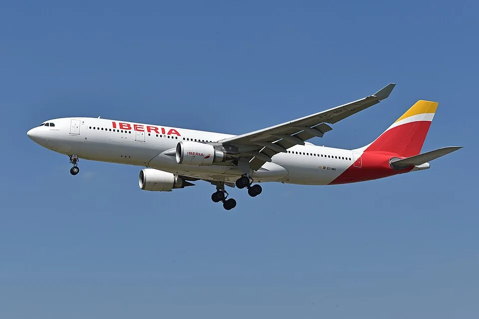 Iberia Airbus A330-200 at Heathrow