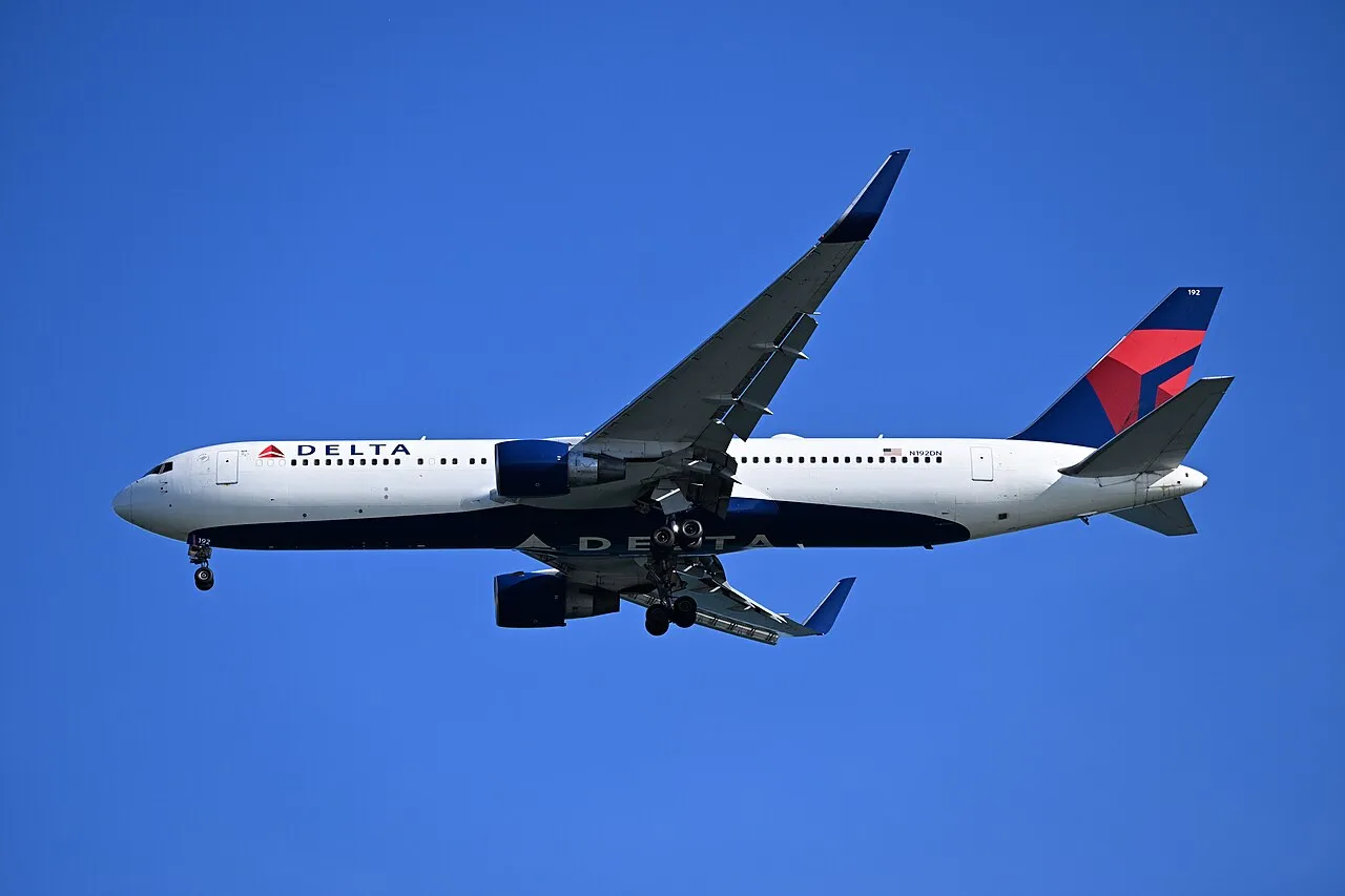 Delta Air Lines Airbus A330-900の機体参考写真