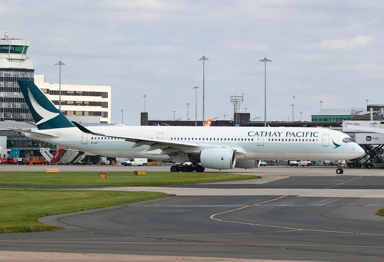 Cathay Pacific Airbus A350-900の機体参考写真