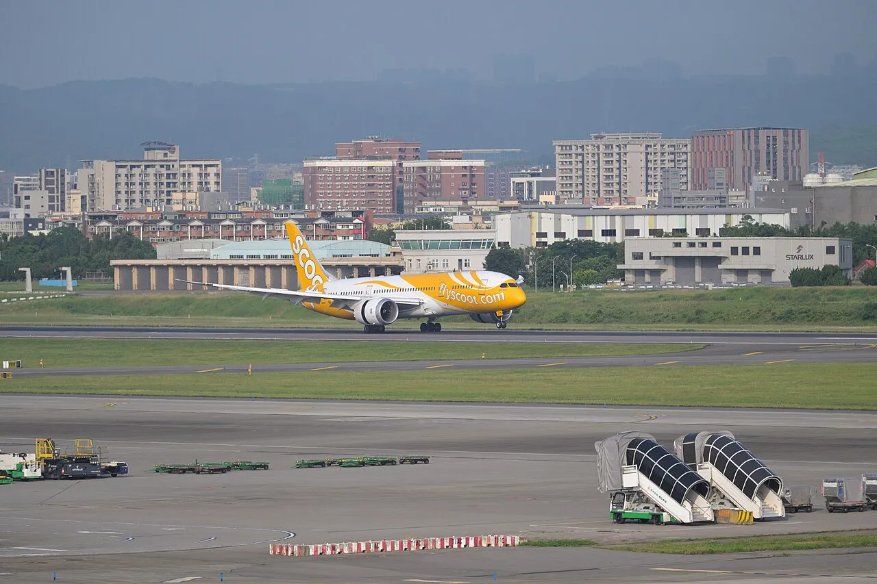 Scoot Boeing 787-8