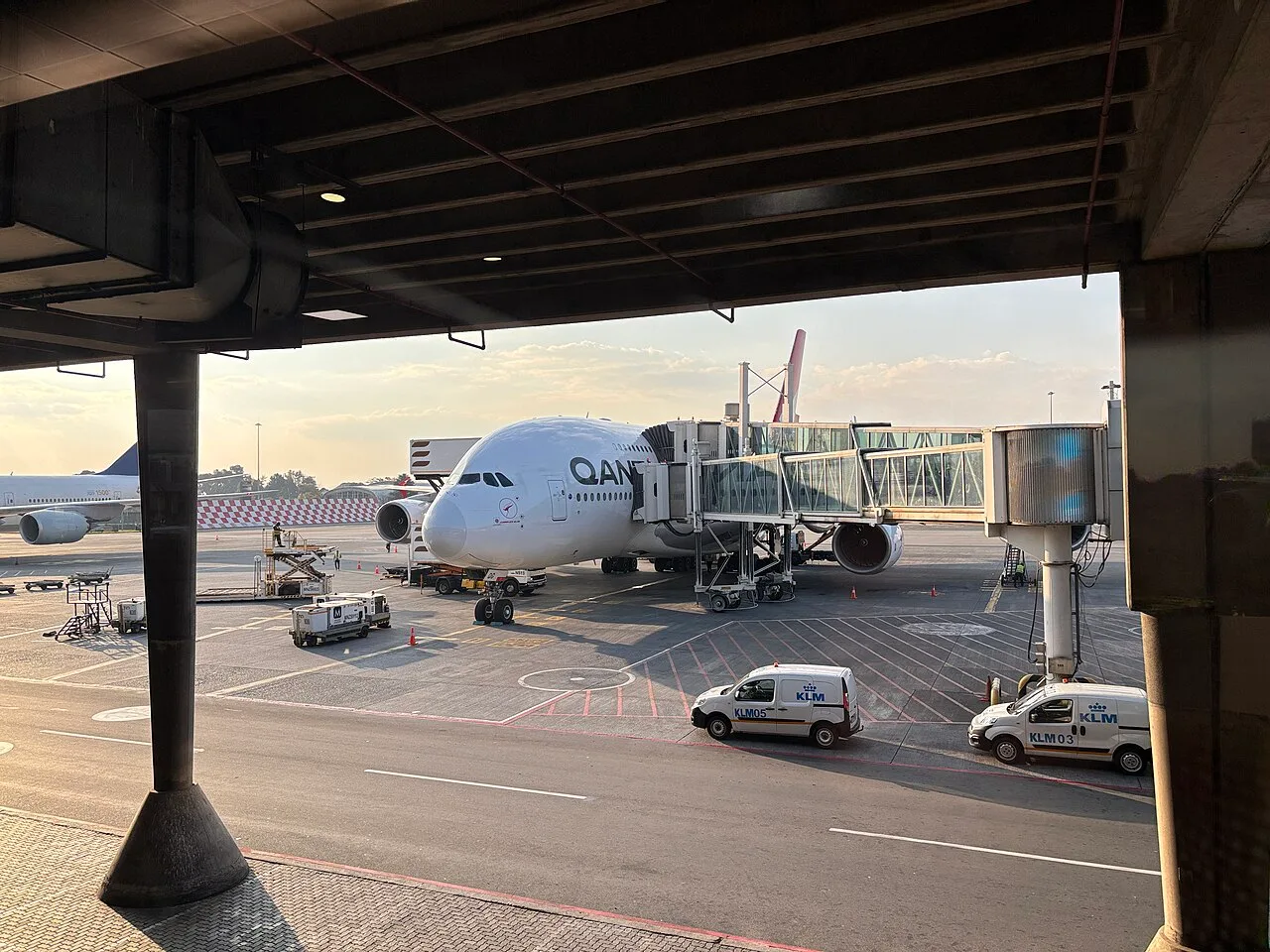 Qantas Airbus A380の参考機体写真