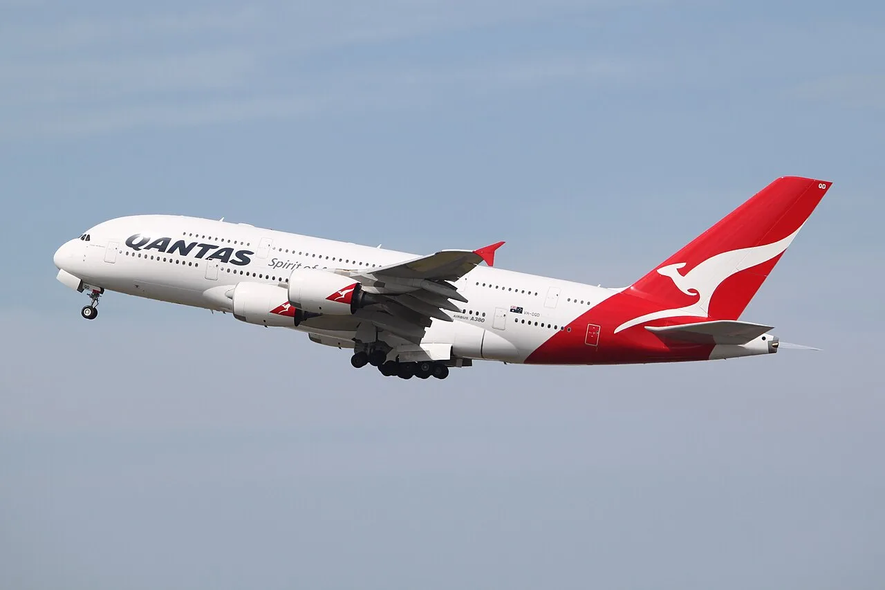Qantas Airbus A380の参考機体写真