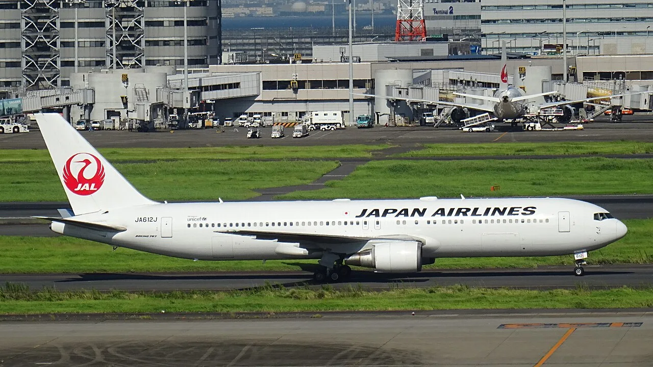 Japan Airlines Boeing 767-300erの参考機体写真