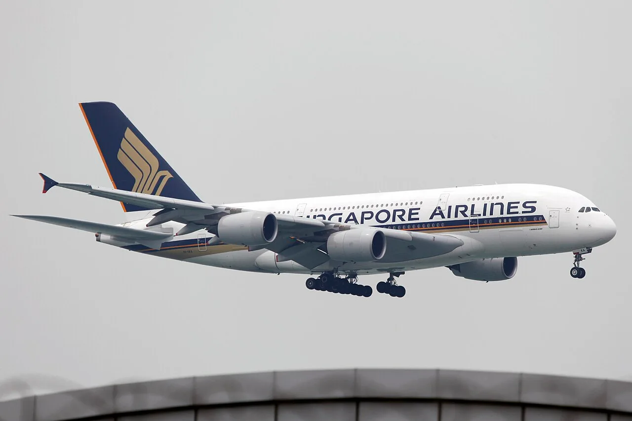 Singapore Airlines Airbus A380-800の機体参考写真
