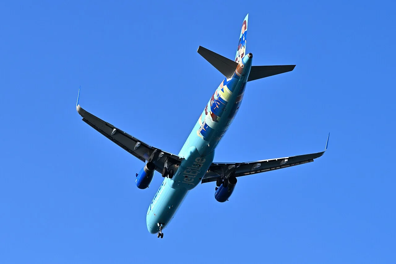 JetBlue Airbus A321-200; illustrative aircraft photograph