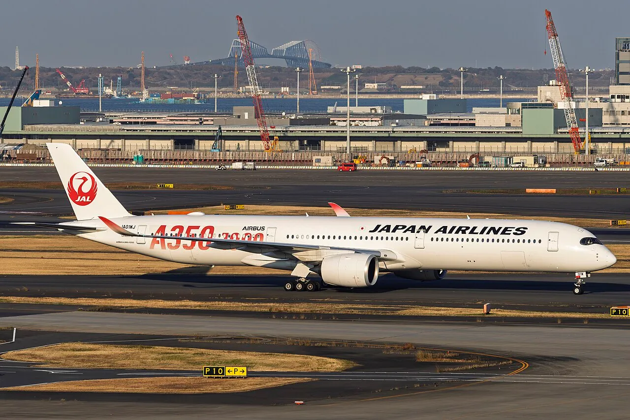 Japan Airlines Airbus A350-1000の機体参考写真