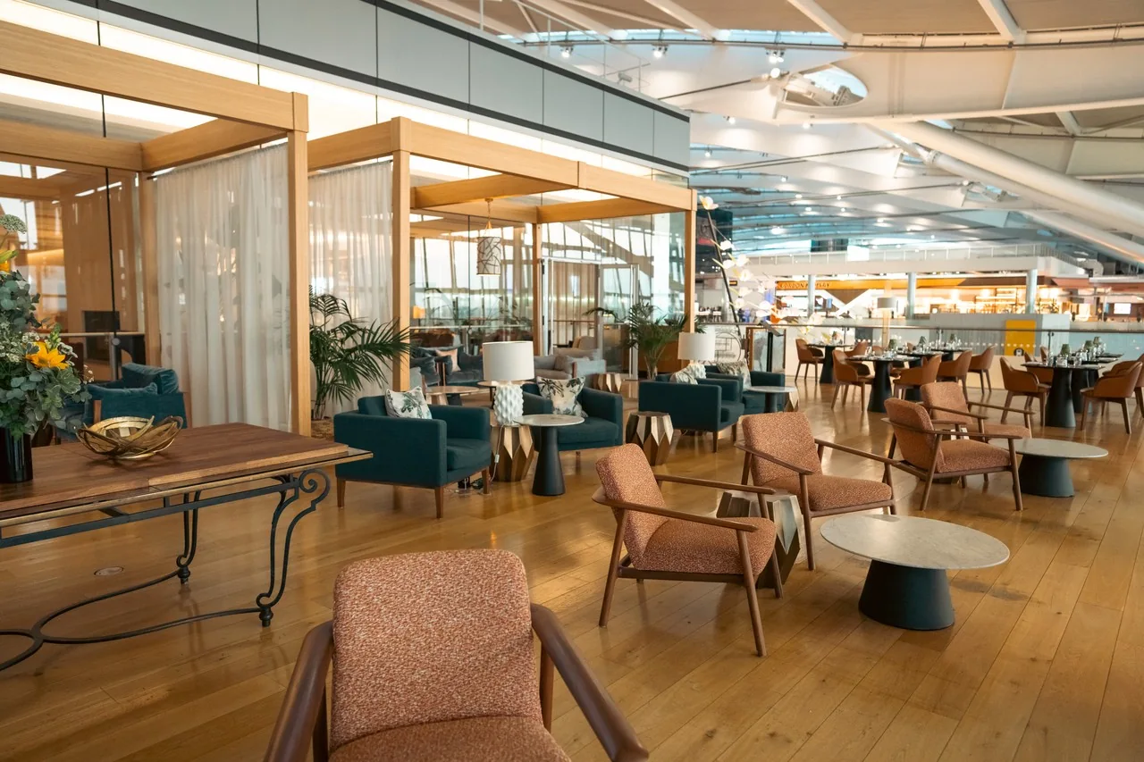 Concorde Room, Heathrow · views