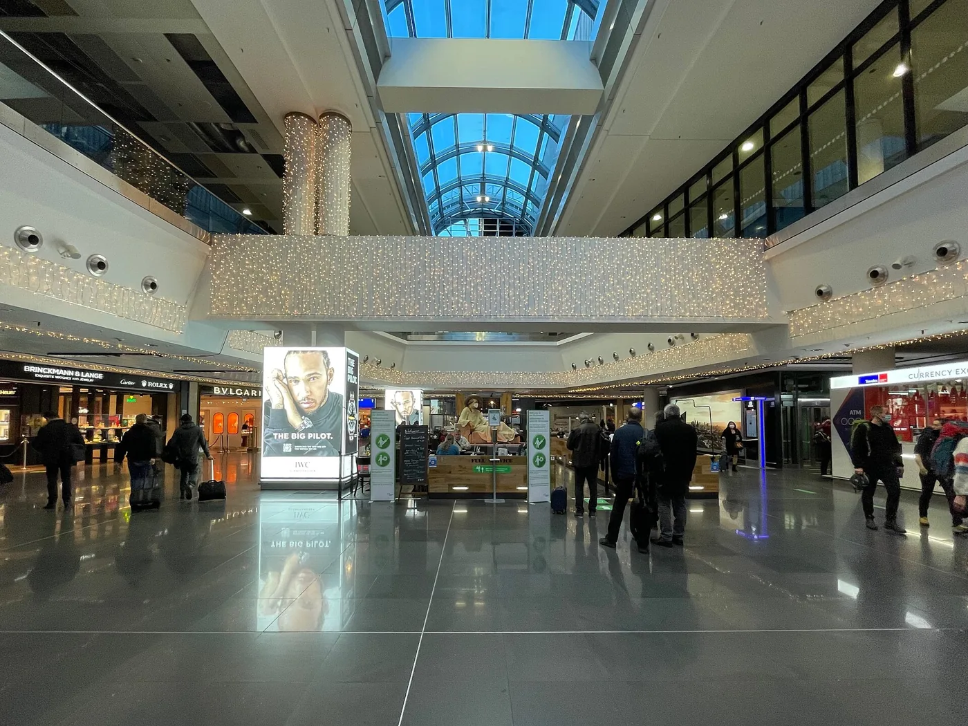 Frankfurt Airport · terminal interior