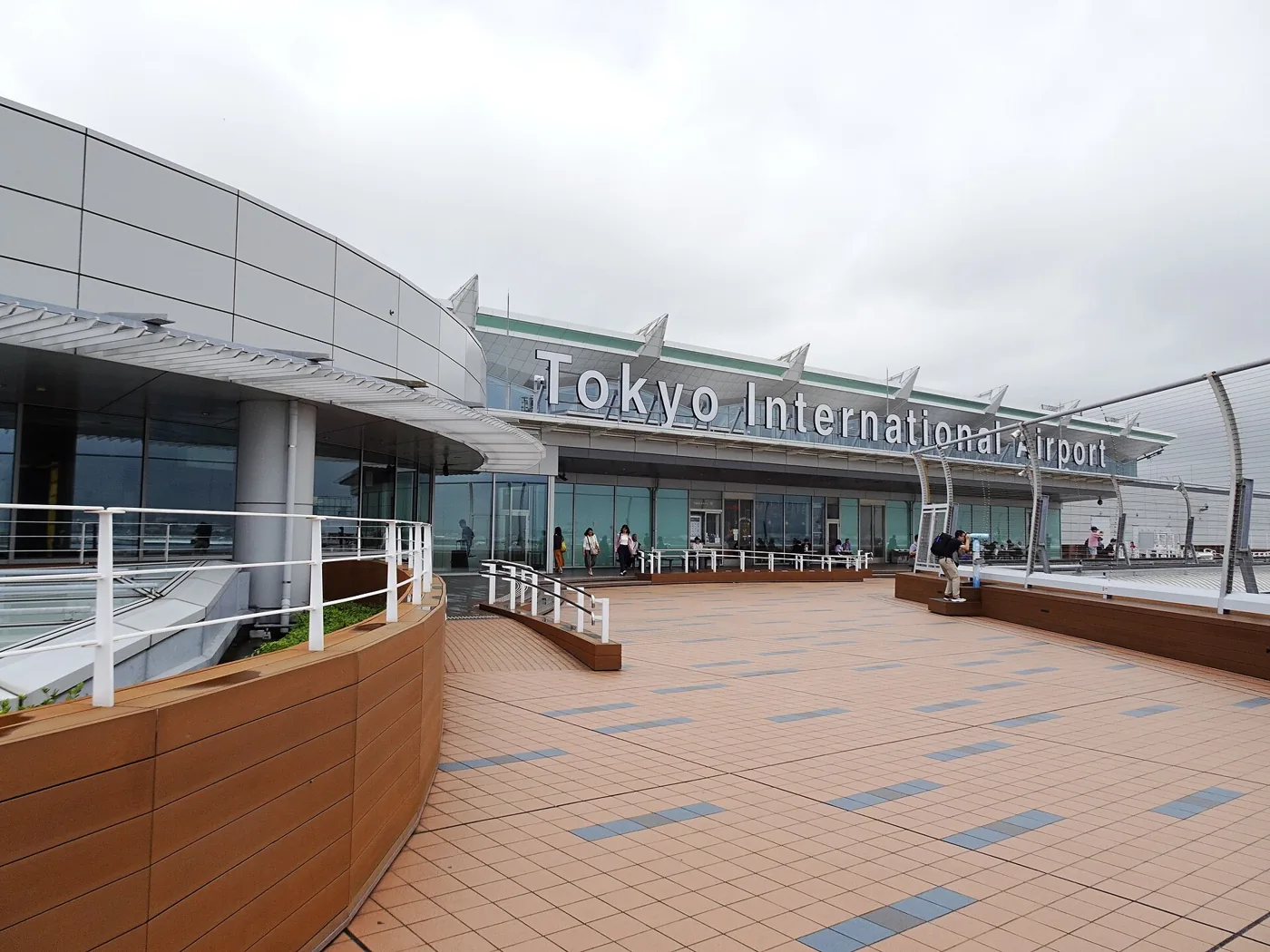 Haneda T3 observation deck · views