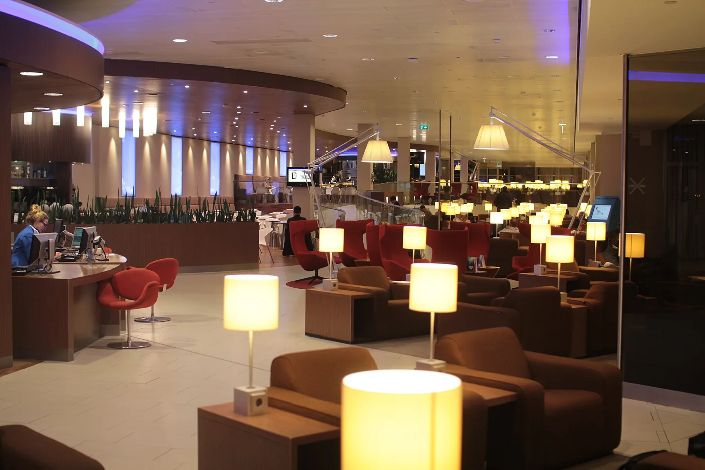 KLM Crown Lounge, Schiphol · lounge seating