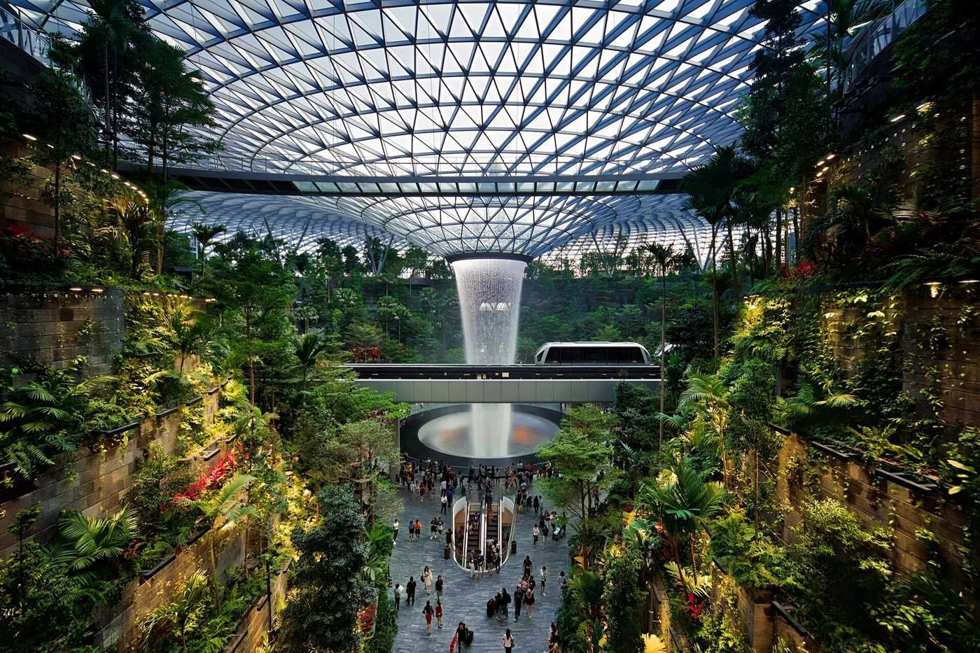 ジュエル・チャンギの建築・空間