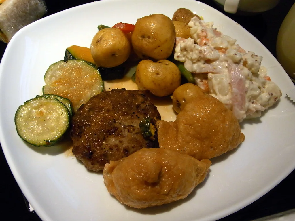ANA Lounge, Haneda T3 · dining